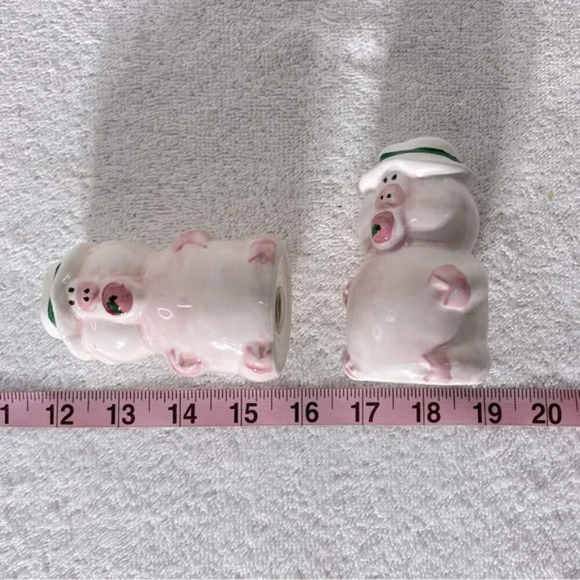 Vintage Ceramic Pink  Pig Salt & Pepper Shakers - Picture 9 of 9